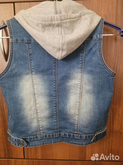 Джинсовая жилетка для девочки р. 110-130