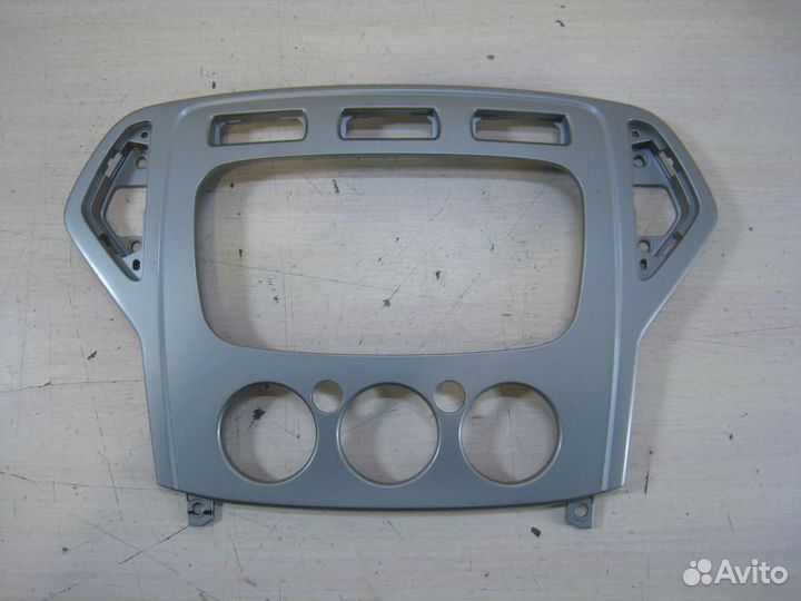 Рамка магнитолы Ford Mondeo 4 (CA2) 2008