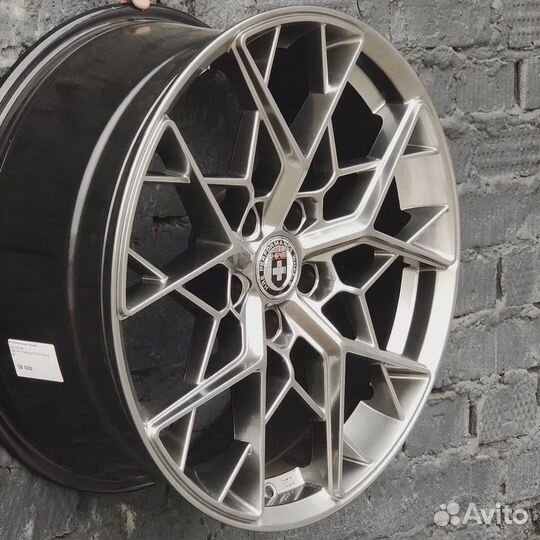 Новые диски HRE performance R18 5x112
