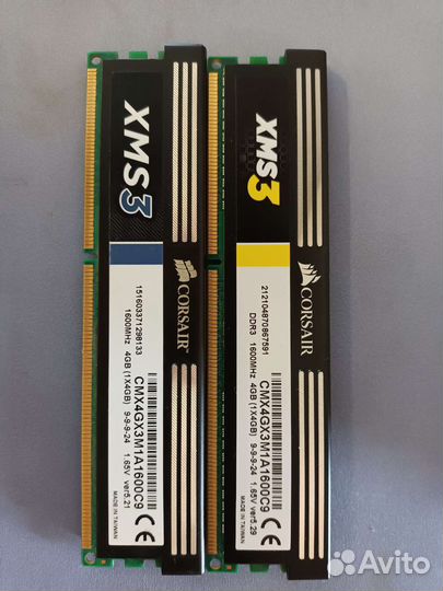 Материнская плата с процессором и памятью