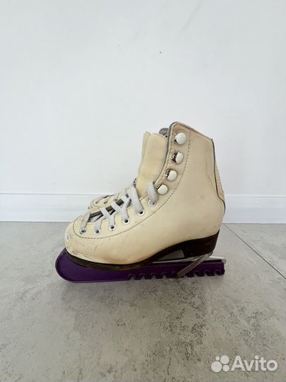 Коньки фигурные детские Wifa