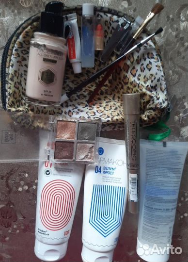 Набор уходовой косметики пакетом
