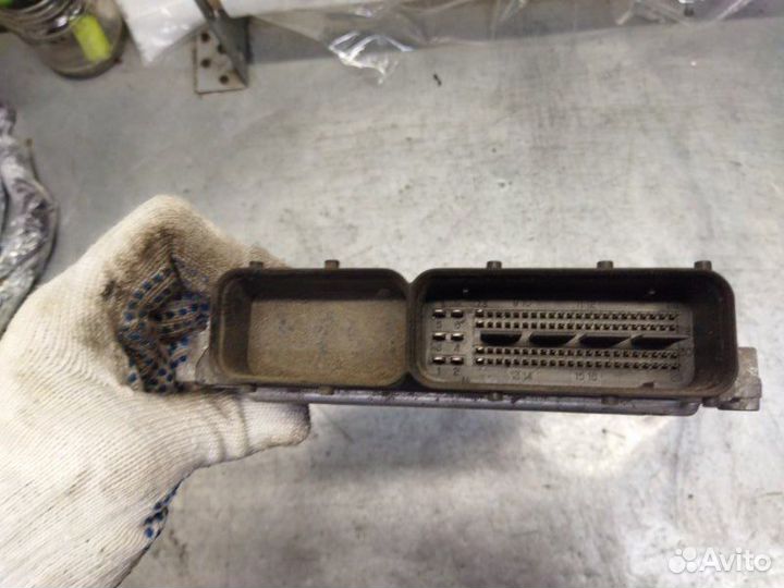 Блок управления двигателем Kia Rio II G4EE 1.4