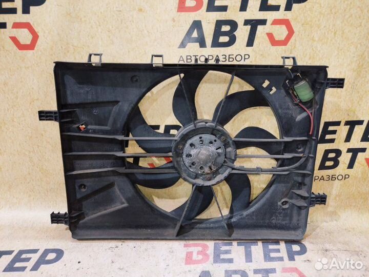 Вентилятор охлаждения двигателя Opel Astra J