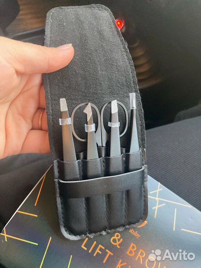 Nomad Principle Комплект пинцетов для бровей и рес