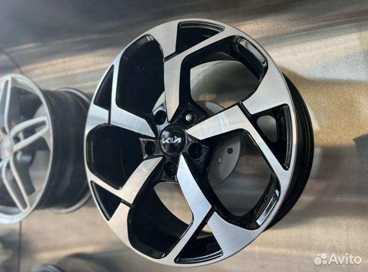 Новые диски R17 для Киа Спортаж 2021м.г