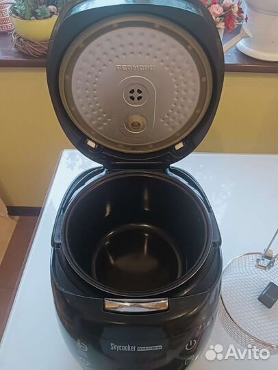 Мультиварка redmond