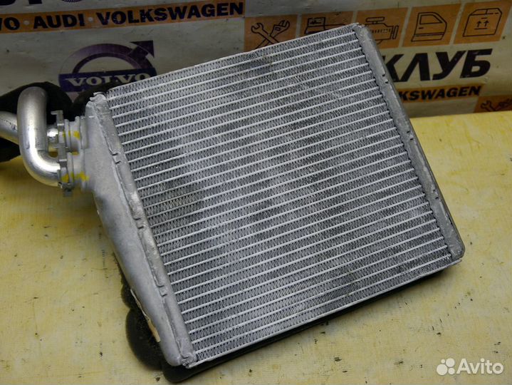 Радиатор отопителя Вольво XC70-2 S80-2