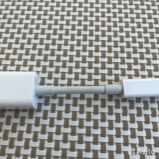 Apple Thunderbolt to FireWire Adapter A1463