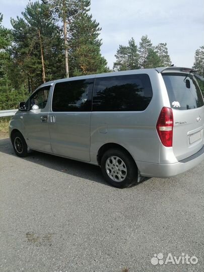 Hyundai Grand Starex 2.5 AT, 2009, 230 000 км