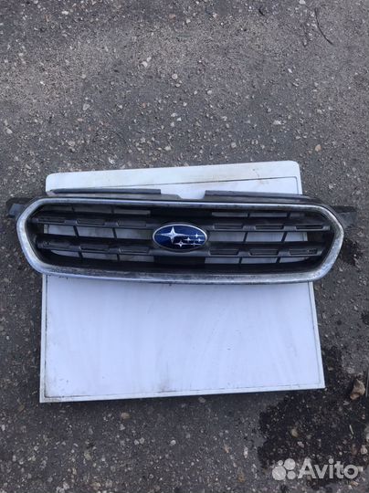 Решетка радиатора subaru outback bp