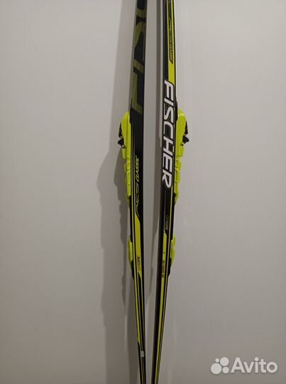 Комплект беговые лыжи и ботинки fischer