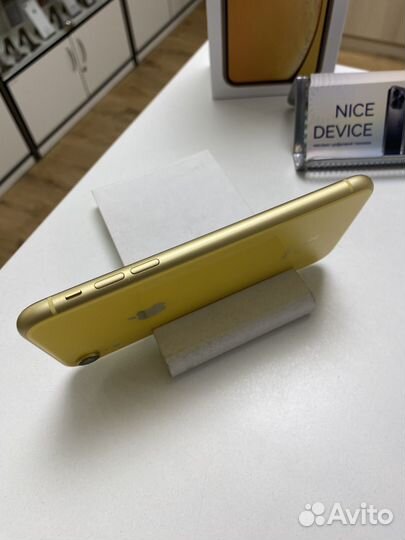 iPhone Xr, 64 ГБ