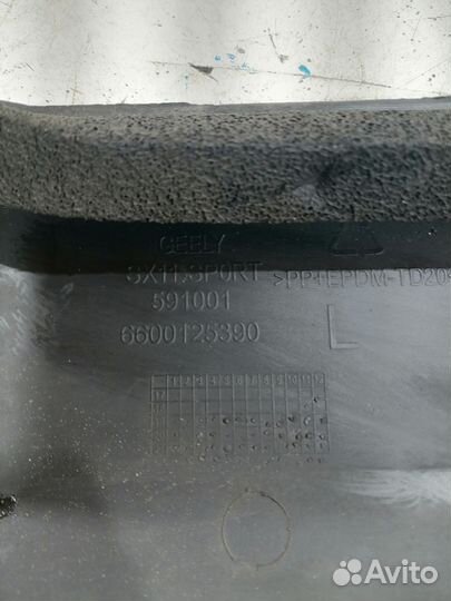 Дефлектор радиатора левый (Geely Coolray)