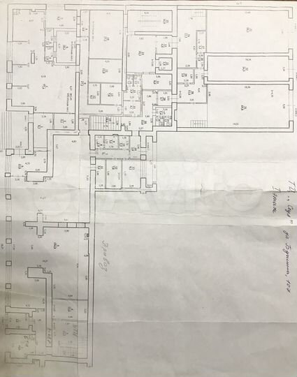 Продам помещения разной площади, или здание 1800м²