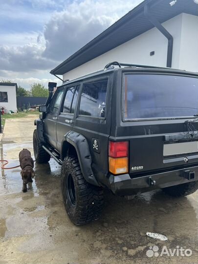 Jeep Cherokee 4.0 AT, 1992, 400 000 км