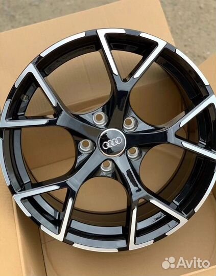 Диски для на Ауди Audi A4 R17