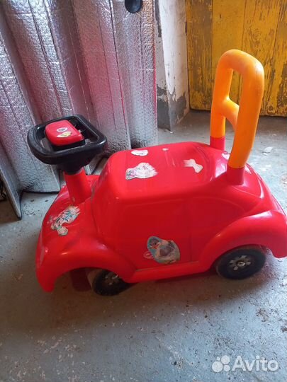 Машинка-каталка