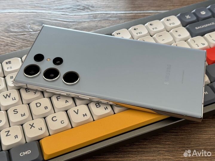 Samsung Galaxy S23 Ultra, 12/512 ГБ