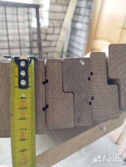 Коробочный брус