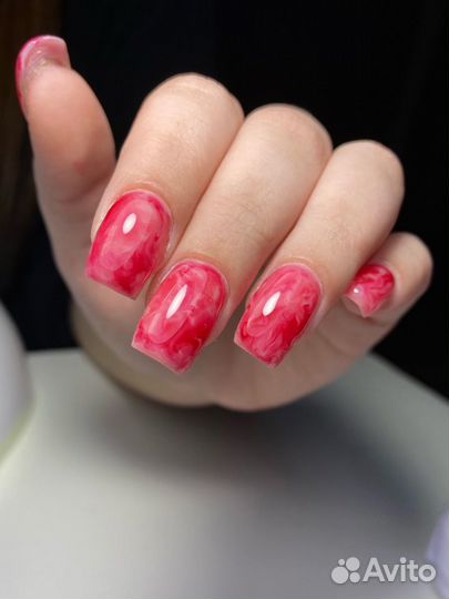 Маникюр, педикюр