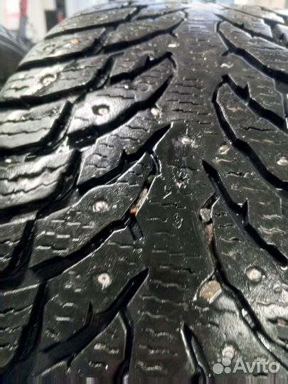 Nokian Tyres Hakkapeliitta 9 SUV 275/65 R18 116T