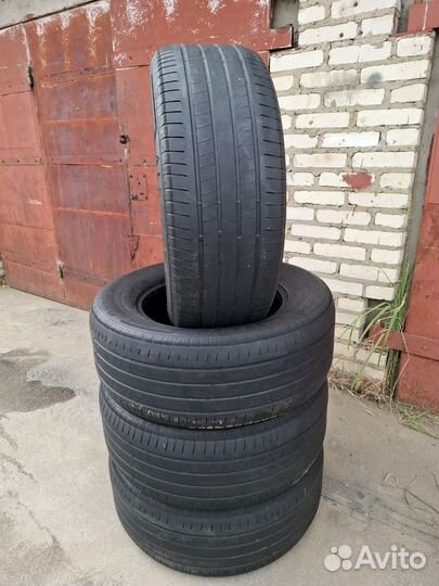 Bridgestone Alenza 001 285/60 R18 116V