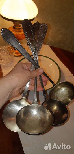 Приборы столовые разные