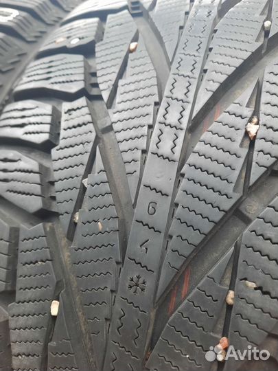 Nokian Tyres Hakkapeliitta R2 SUV 255/55 R20 110R