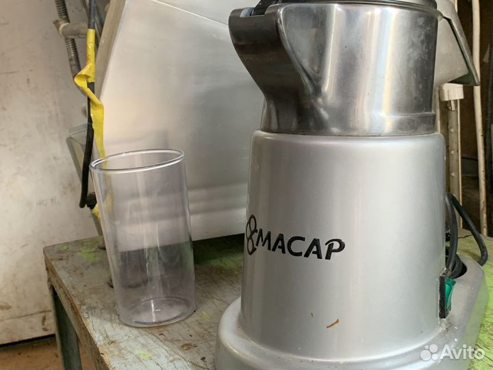 Соковыжималка Macap P206 (C10), серая