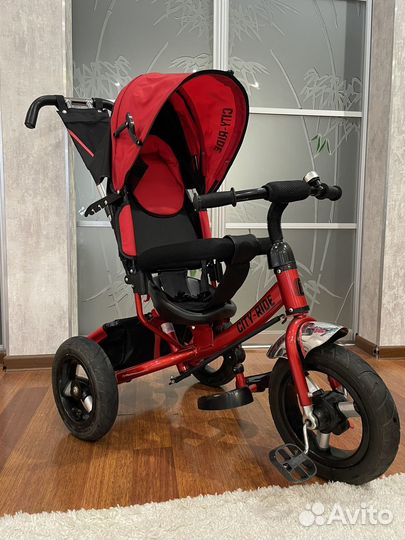 Трехколесный велосипед