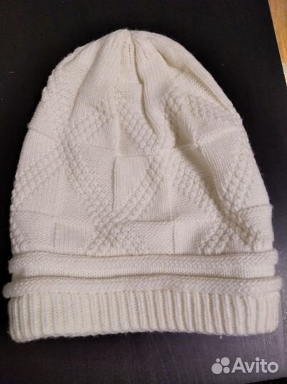 Шапка женская вязаная