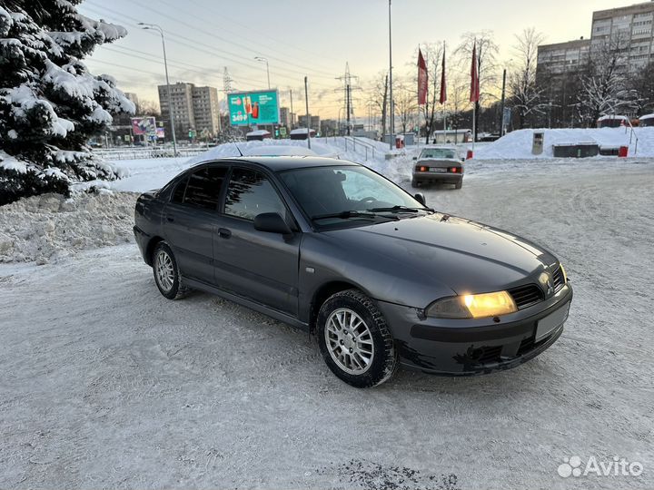 Mitsubishi Carisma 1.8 AT, 2002, 265 000 км