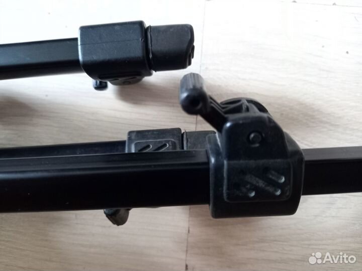 Штатив для фотоаппарата Tristar