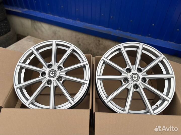 Диски r17 5x114,3 HRE P400 серебро HS