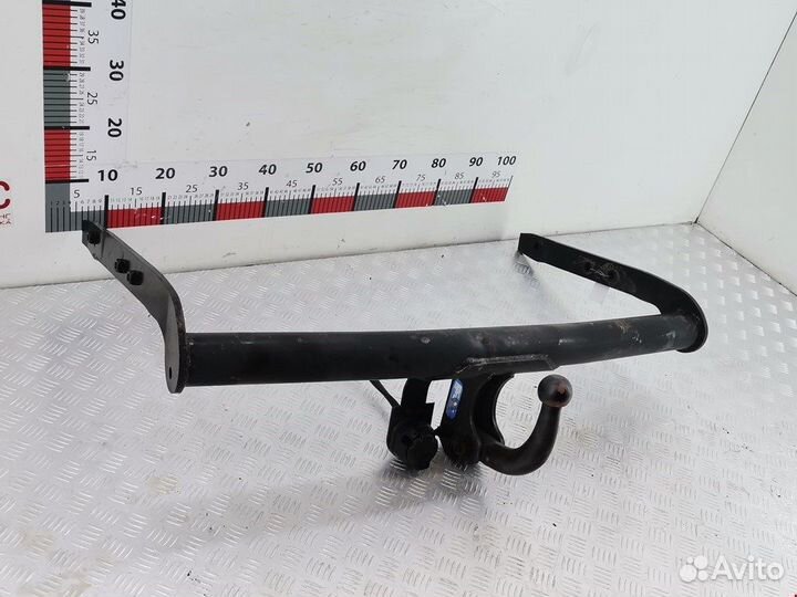 Фаркоп для Volkswagen Sharan 1