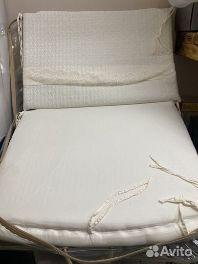 Бортики в кроватку