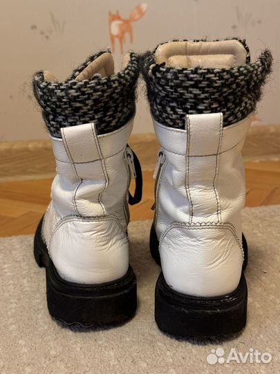 Ботинки доя девочки р36