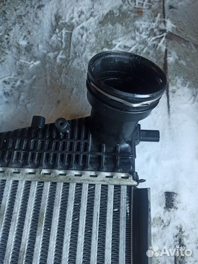 Интеркулер 3C0 145 805P