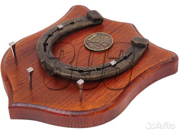 Подкова с монетой 1000000 (цвет медальона (43749)