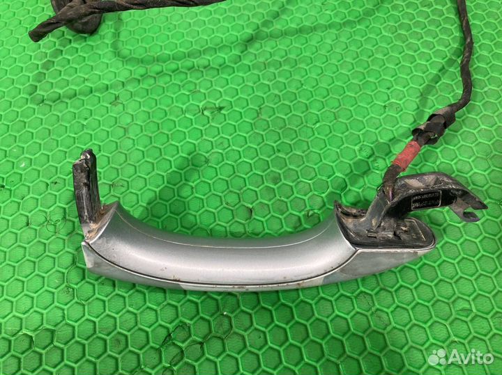 Ручка двери внешняя задняя Volkswagen Touareg 7L6