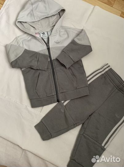 Спортивный костюм adidas для мальчика