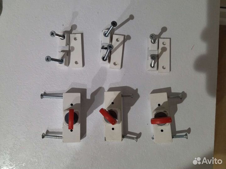 Замок для окна