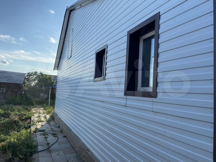 Дом 53 м² на участке 4 сот.