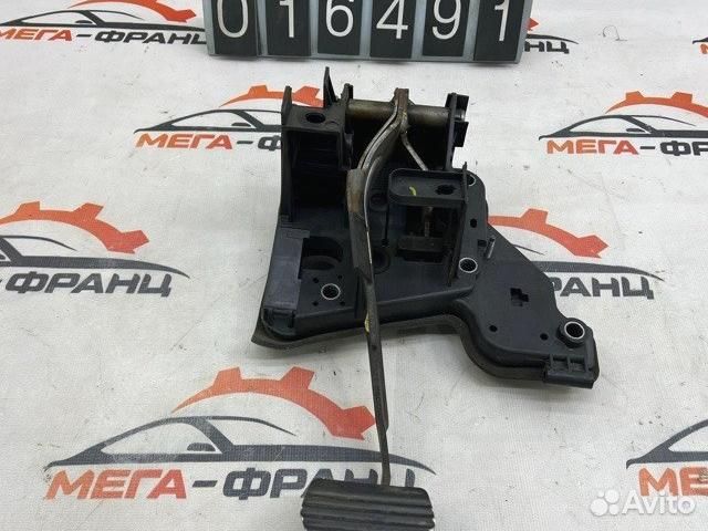 Педаль тормоза Peugeot 407 седан RFJ (EW10A) 2007