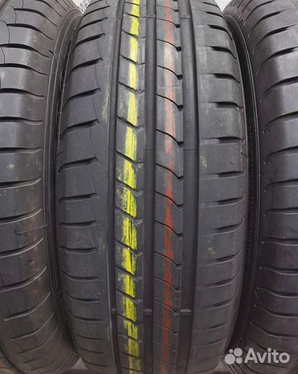 Goodyear EfficientGrip 195/60 R16 89H