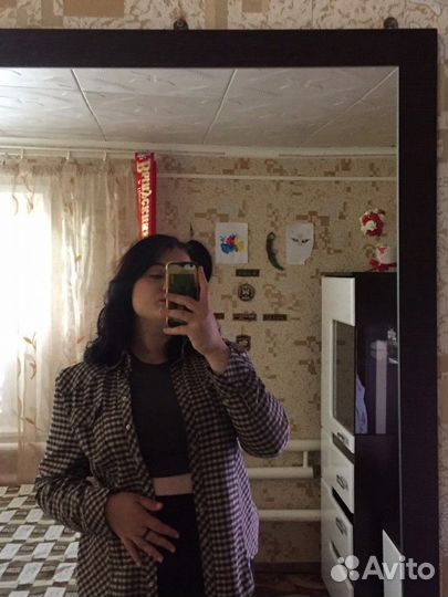 Администратор, менеджер по продажам, специалист по