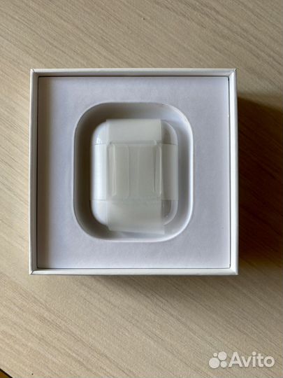Airpods 2 кейс оригинал
