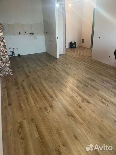 Укладка ламината, линолеум,кварц винил, ковролин п