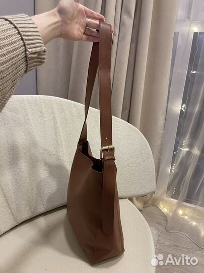 Сумка женская на плечо повседневная мягкой формы